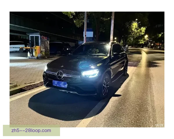 亨德森正式加盟阿贾克斯迎来新赛季中场核心变革